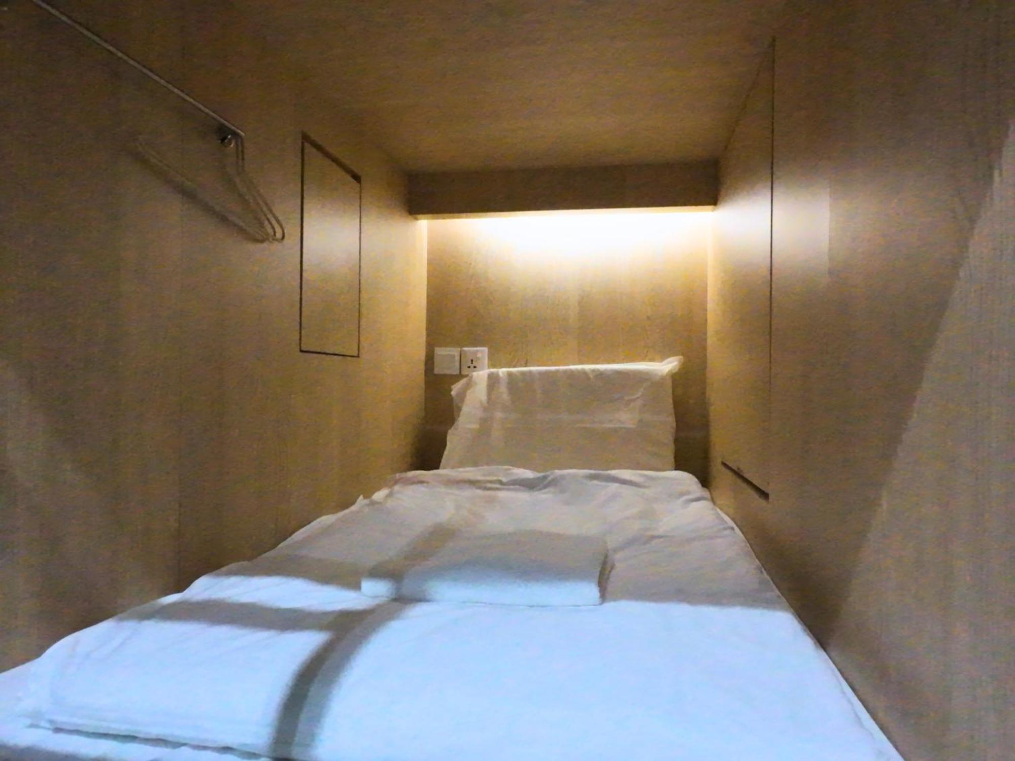 Kapselhotel The @ Bugis